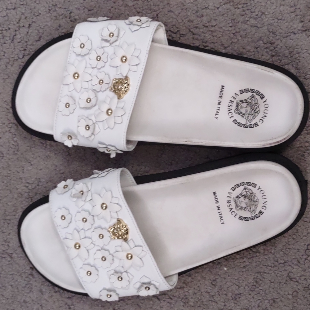VERSACE SLIDES - Picture 3 of 3